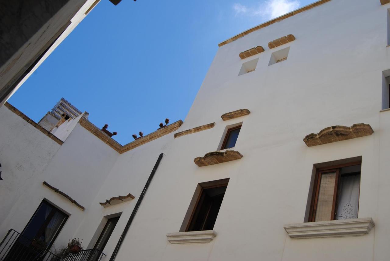 B & B Palazzo Maestro & Corte Maestro Rooms Gallipoli Exteriér fotografie